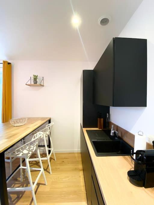 The Sunny ¤ Terrasse ¤ Proche Centre ¤ Parking ¤ Wifi Apartment Amiens Exterior photo