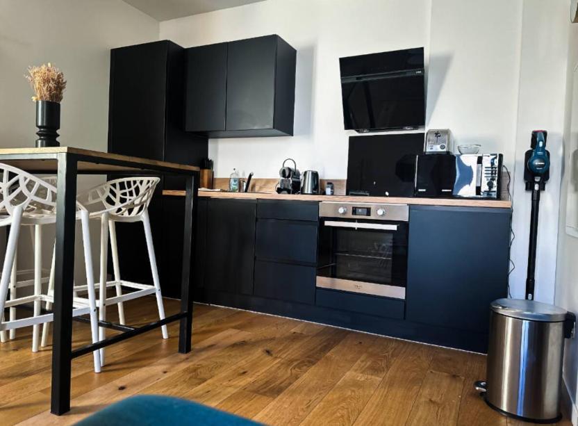 The Sunny ¤ Terrasse ¤ Proche Centre ¤ Parking ¤ Wifi Apartment Amiens Exterior photo